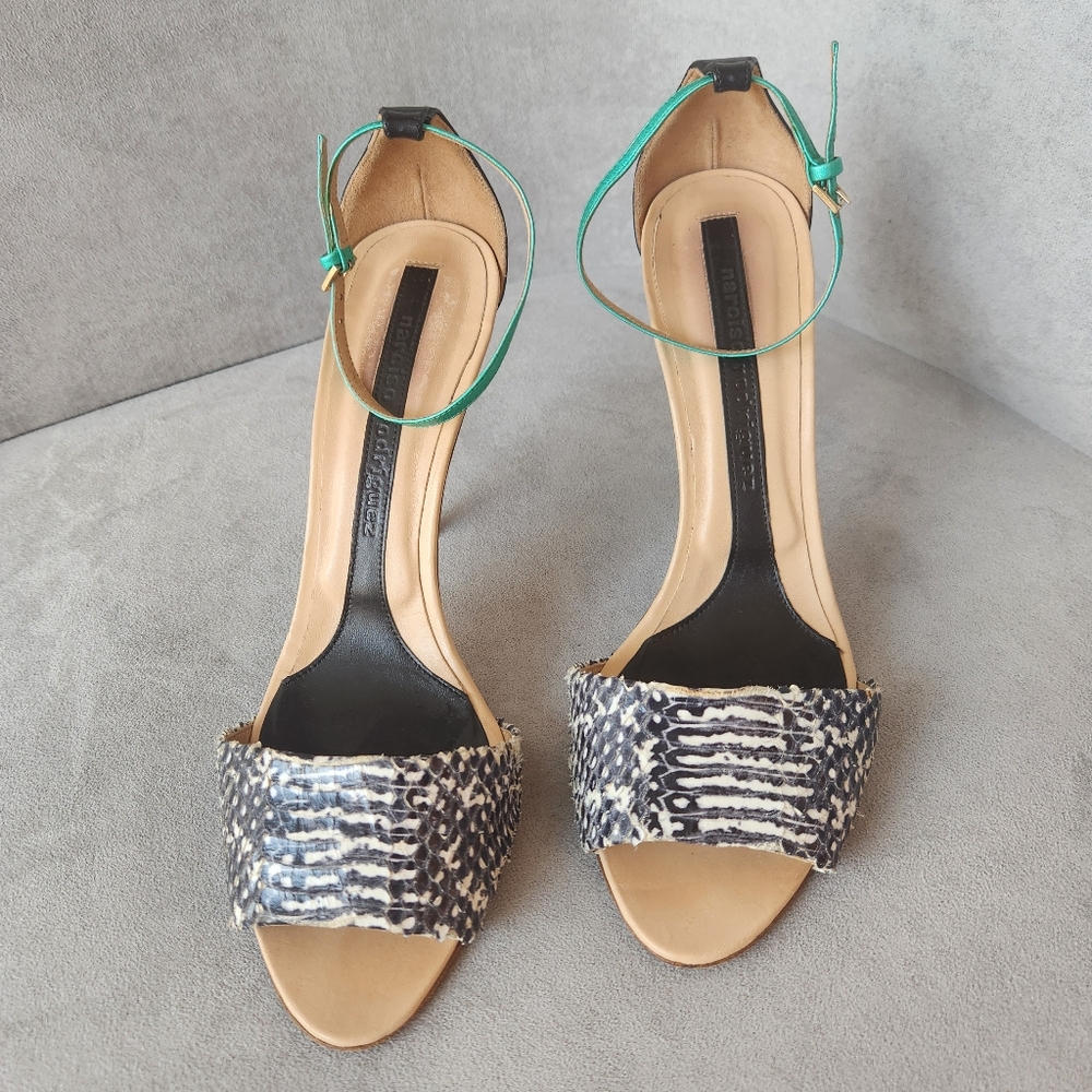 Narciso Rodriguez high heels sandals 9.5 black leather snake stiletto Made Italy